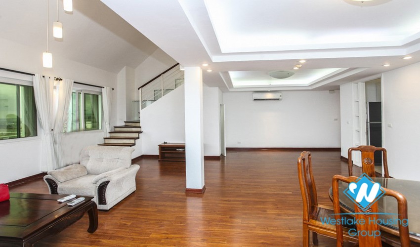 Beautiful and modern penthouse for rent in Ciputra, Tay Ho, Ha Noi